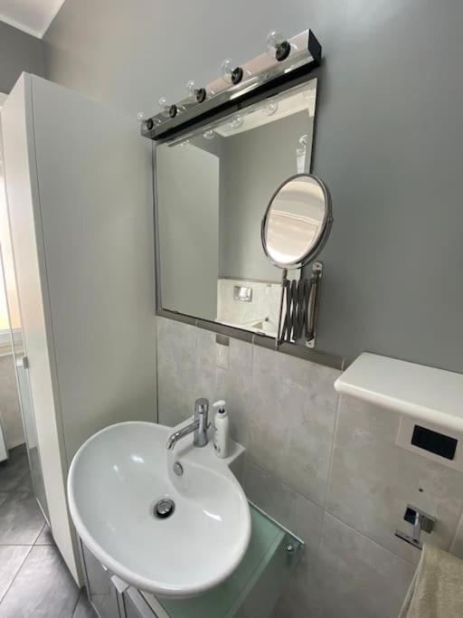 Vacanze Romane ~ Cozy Flat Appartamento *